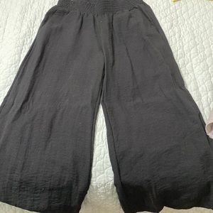 Women’s dress pants black size S brand A. New.Day